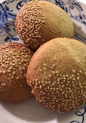 A picture of Orange blossom cookies.