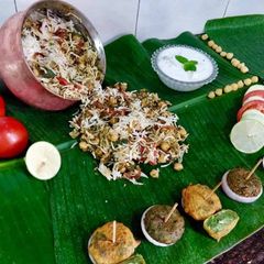 Chana-Spinach Handi Dum Biryani A picture of Chana-Spinach Handi Dum Biryani.