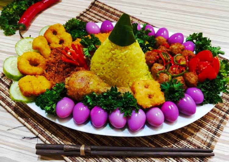 Bagaimana Membuat Nasi Kuning Panjang Umur, Lezat