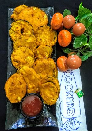 A picture of Brinjal fritters.