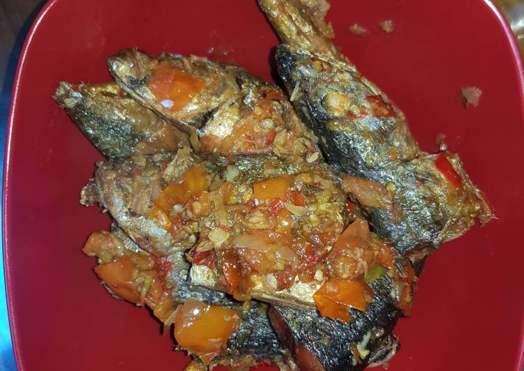 Balado ikan tongkol