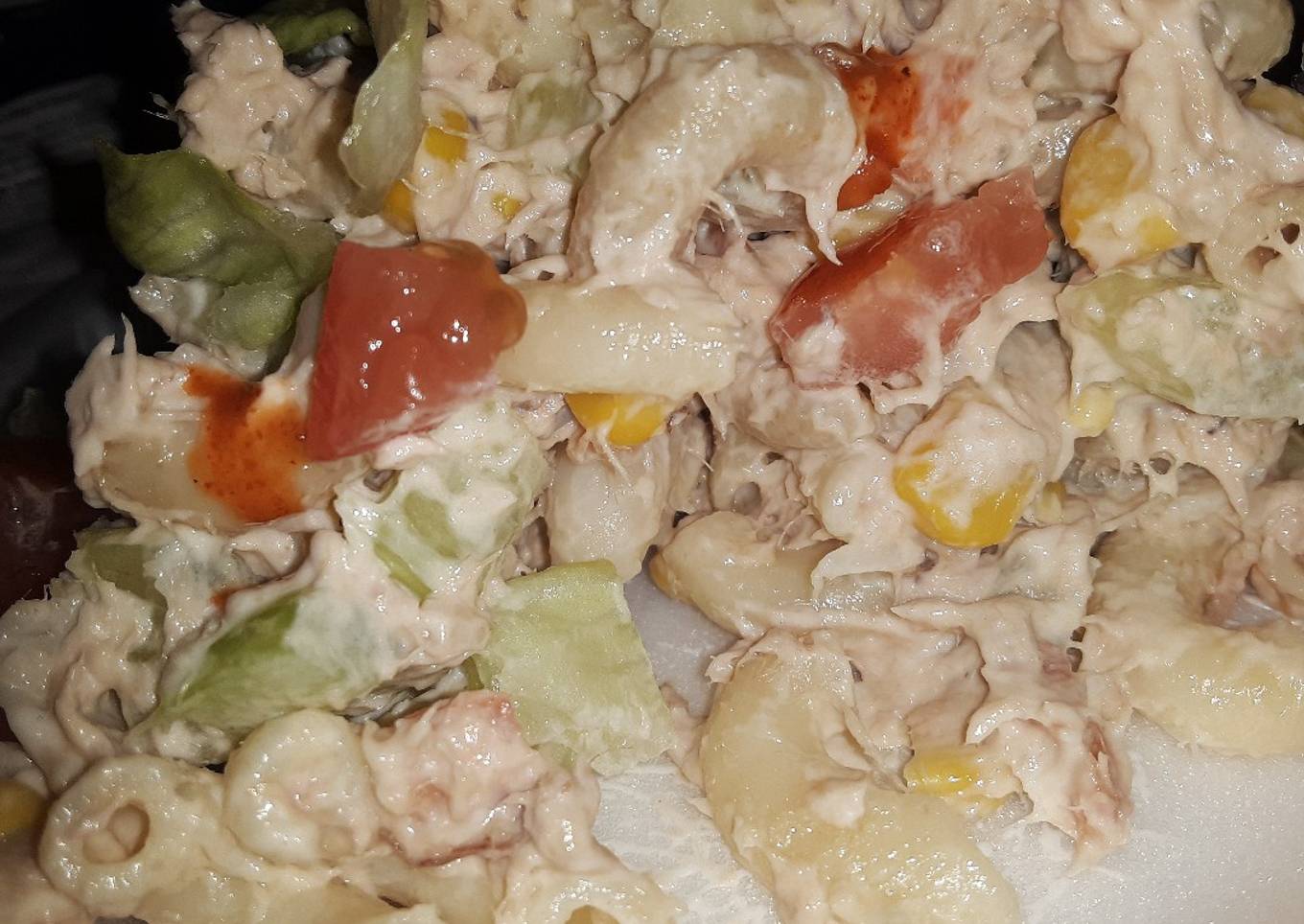Macaroni and tuna salad