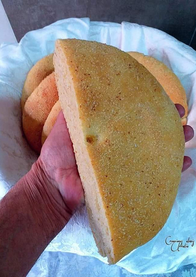 Una foto de Pan árabe de trigo duro con salvado y semolilla