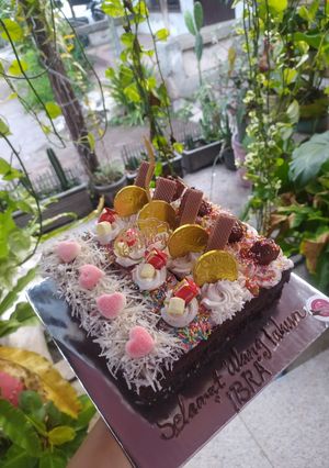 Foto resep Brownies Kukus / Cake Potong Brownies Aneka Topping