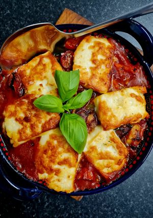 A picture of Mediterranean Tomato and Halloumi Bake.