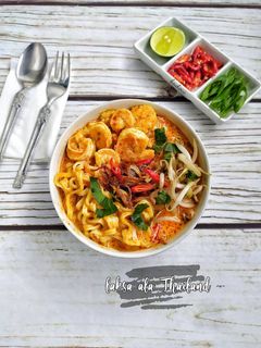 Foto resep Thai Coconut Noodle Soup (Laksa ala Thailand)