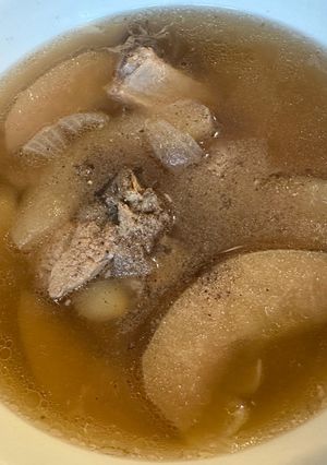 Hình của món Canh lê hầm xương.