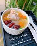 Nui sườn hầm bí đỏ táo tàu (em bé)