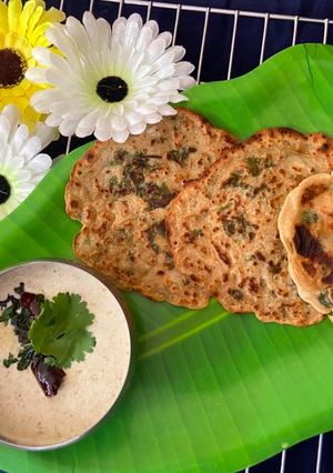 கோதுமை கார்லிக் பரோட்டா செய்முறை முக்கிய புகைப்படம்