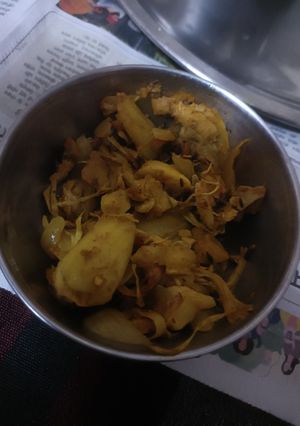कटहल की सूखी सब्जी(KATHAL KI SUKHI SABZI RECIPE IN HINDI) रेसिपी मुख्य फोटो