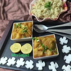 A picture of White Baingan Aloo Ka salan.