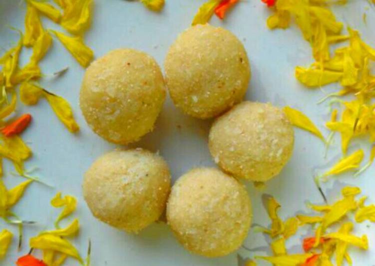 Instant Coconut ladoos