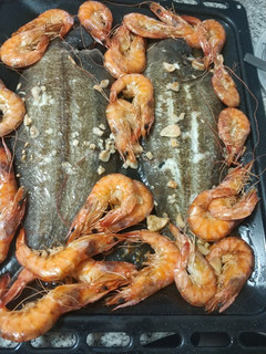 Una foto de Lenguado con langostinos