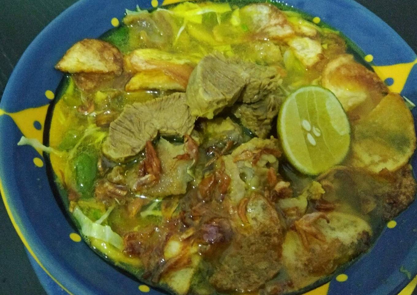 Soto daging kuah beninggg