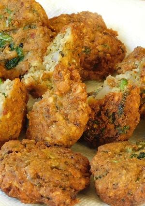 A picture of Masala vada.