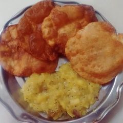 A picture of Poori masala.