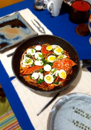 A picture of Arroz Intergral a la Valenciana de Mariscos.