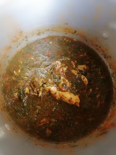 صورة لوصفة ملوخيه بالدجاج بطريقه سهله🍛