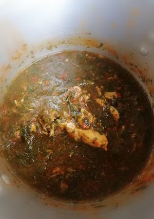 صورة لوصفة ملوخيه بالدجاج بطريقه سهله🍛