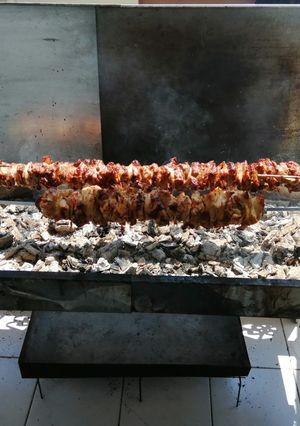 Φωτογραφία της συνταγής Κοντοσούβλι χοιρινό και κοτόπουλο στη σούβλα