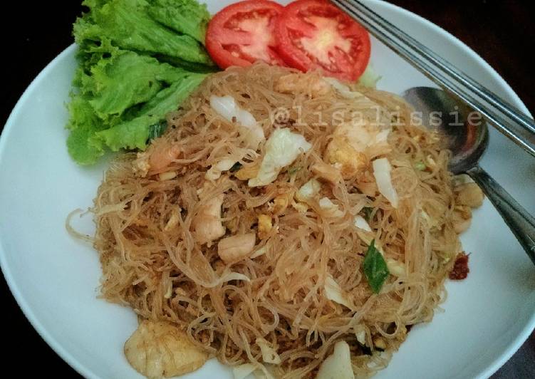 Resep Bihun Goreng Special ala Chinese Food oleh lisalissie - Cookpad