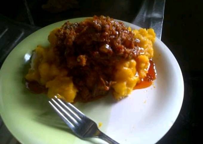 Asaro with Meat ball stew