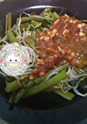 Foto resep Plecing Kangkung Simple Mantab (Non MSG)