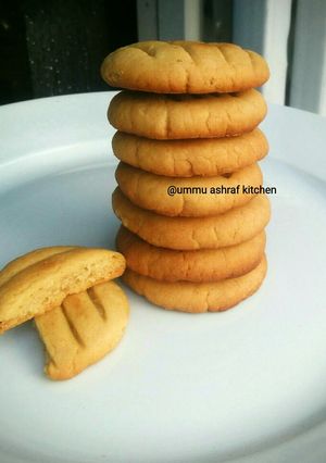 A picture of Butter cookies.
