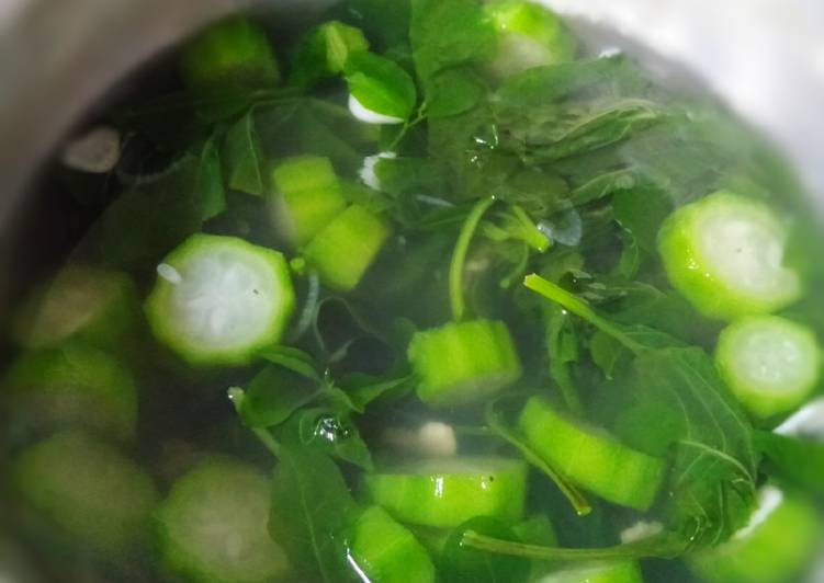 Cara termudah untuk Musim Gugur Untuk Mencoba Di RumahSayur bening oyong bayam dan katu