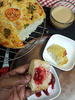 A picture of Foccaccia bread.