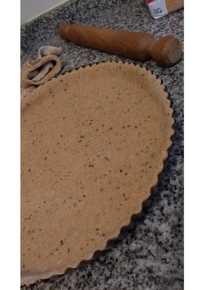 Una foto de Masa de tarta integral con semillas ✨