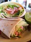 Wrap de Salmão e Abacate