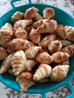 Sajtos kifli recept fotója