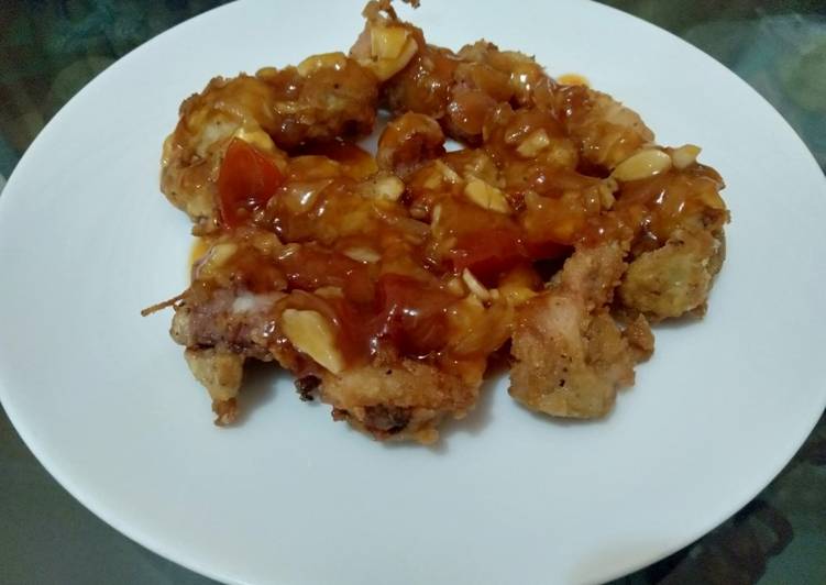 Cumi goreng tepung saus asam manis