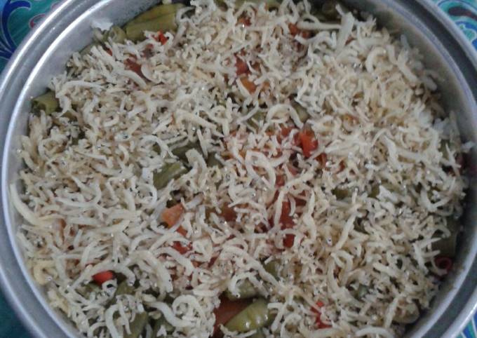 Resep Nasi Liwet Teri Sayur Rice Cooker yang Enak