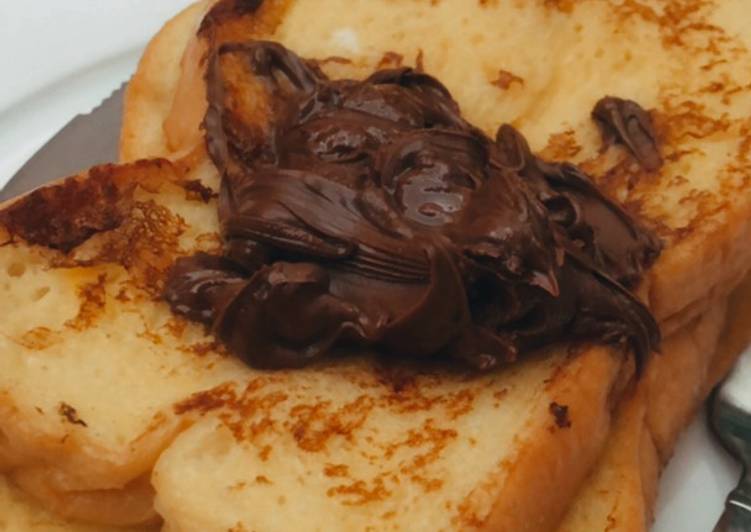 Cara Gampang Menyiapkan Nutella French Toast yang Bikin Ngiler