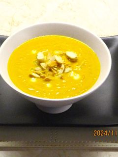 Kókusztejes sütőtök krémleves recept fotója