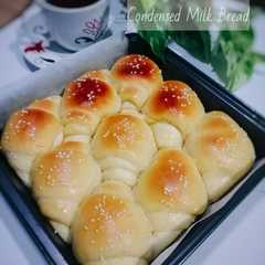 A picture of 53. Chigiri condensed milk bread.