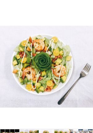 Hình của món Salad bơ.