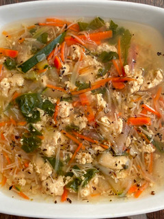 Una foto de Sopa juliana de verduras con carne picada