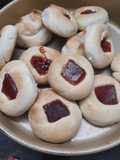 Bizcochitos con grasa y dulce de membrillo