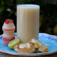 A picture of Probiotic Palm Fruit Juice With Yakult.