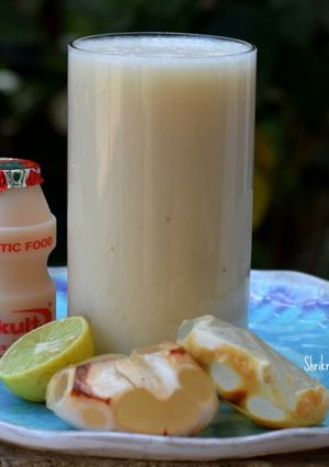 A picture of Probiotic Palm Fruit Juice With Yakult.