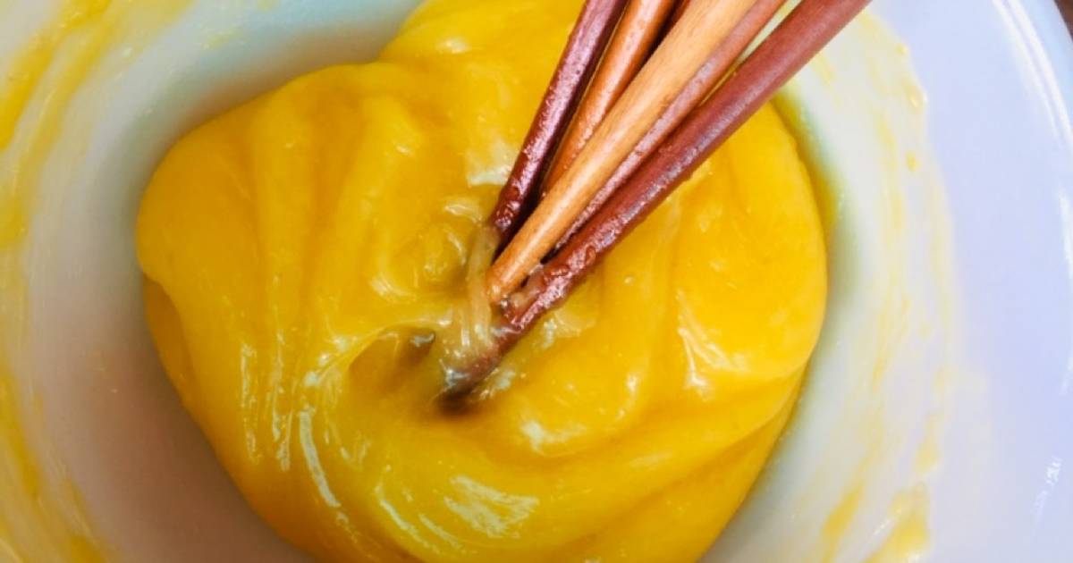 Cách làm sốt dầu trứng bằng đũa có đơn giản và nhanh chóng không?