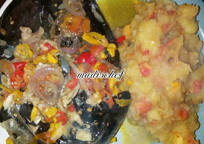 Simple Way to Prepare Gordon Ramsay Mashed potatoes and gravy catfish