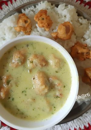 कढ़ी पकोड़ा (kadhi pakoda recipe in Hindi) रेसिपी मुख्य फोटो