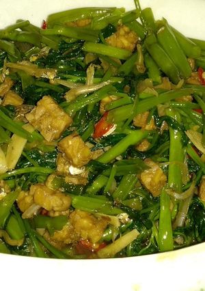 Foto resep Tumis Kangkung Teri Medan