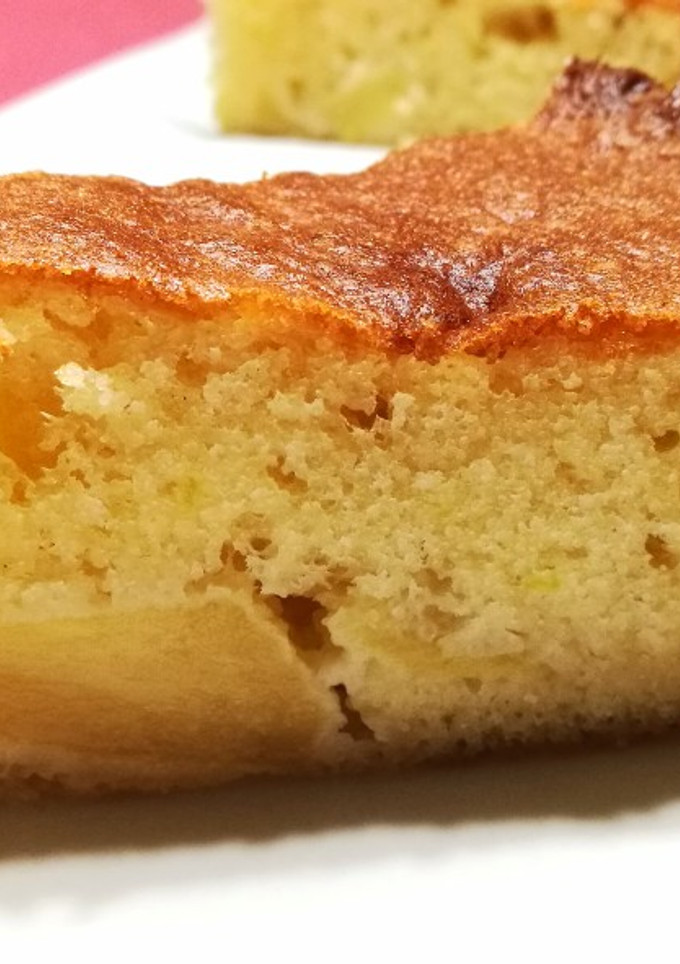 Una foto de Bizcocho de manzana 🍏