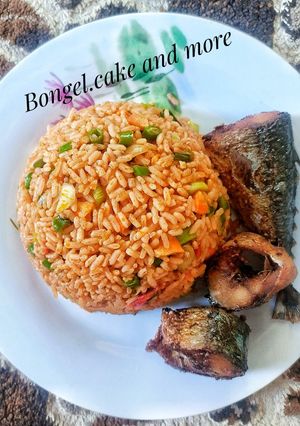 Jolof Rice with suya fish ainihin hoton girkin