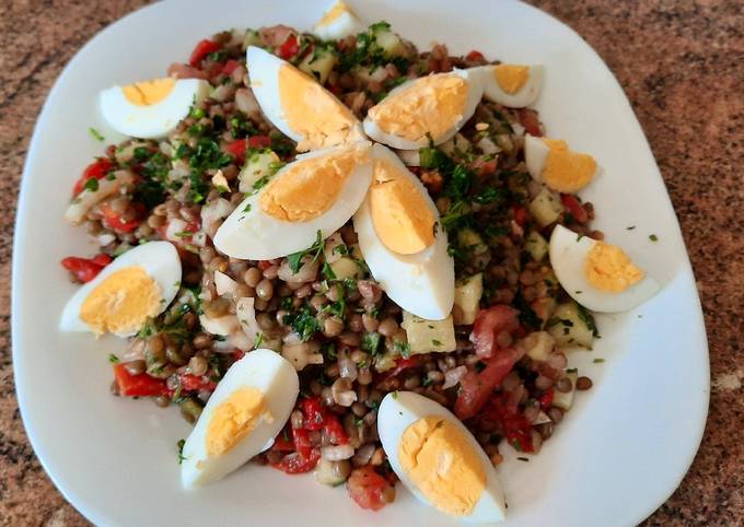 Ensalada de lentejas con verduras * receta saludable* Receta de Comida de  Marruecos Con Hakima - Cookpad